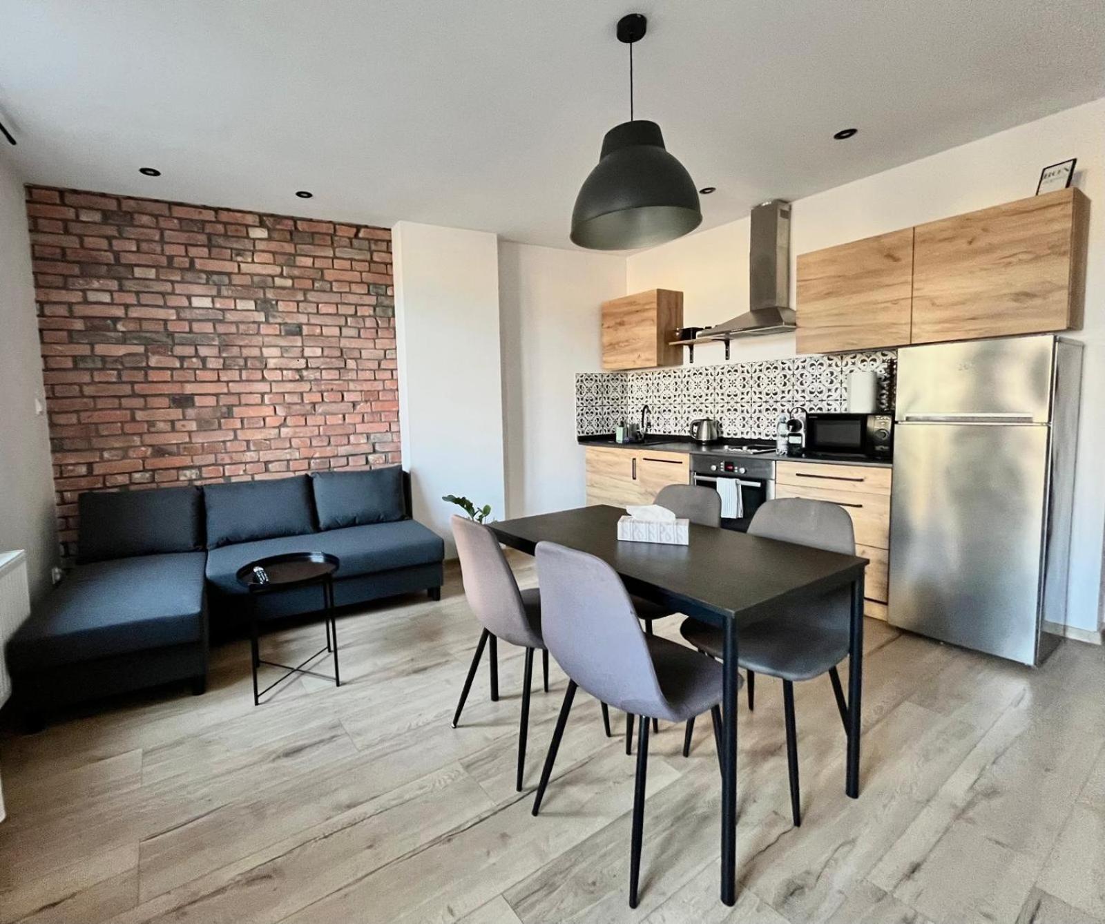 Central Apartment Bydgoszcz Buitenkant foto